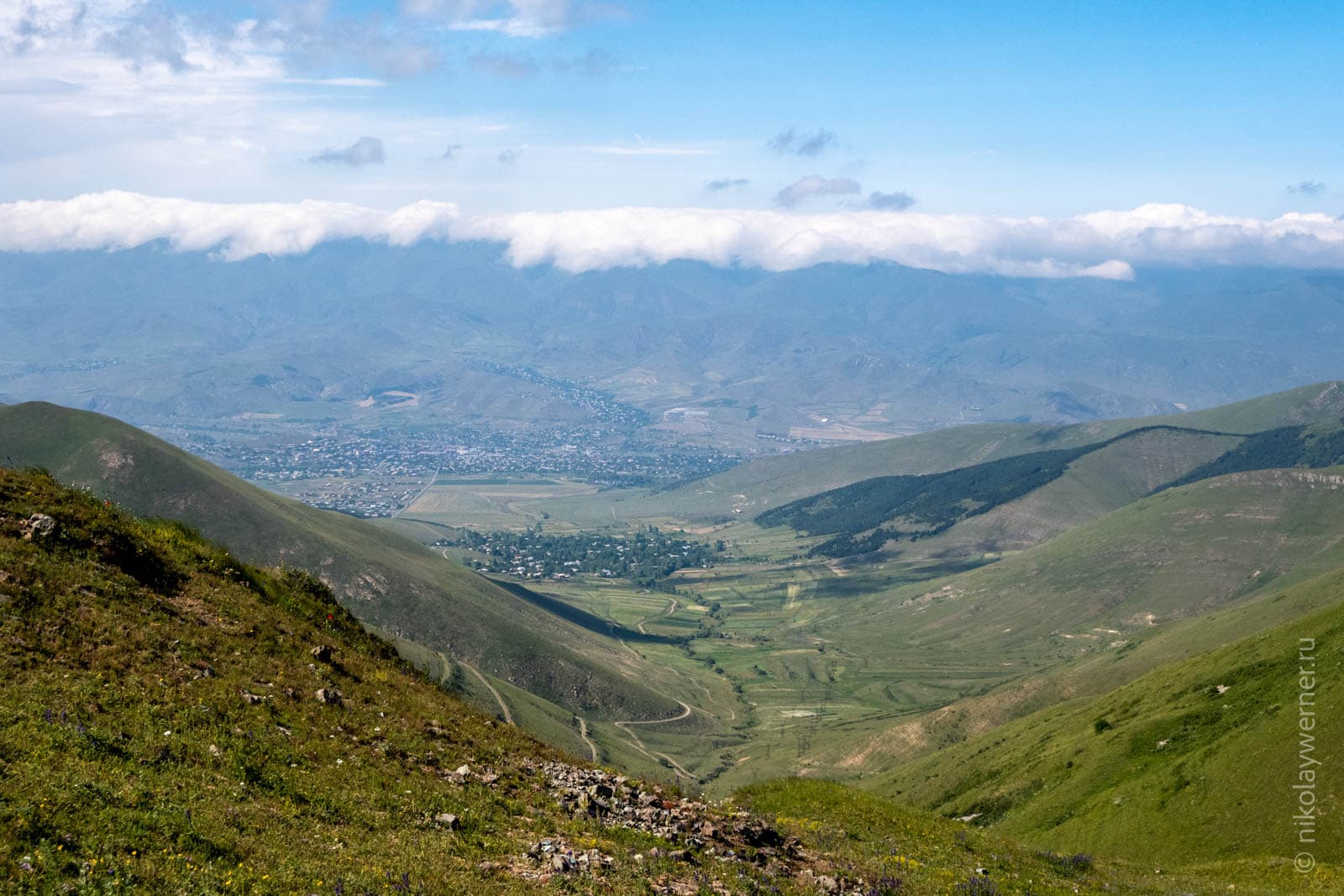 Вид со Спитакского перевала на север
