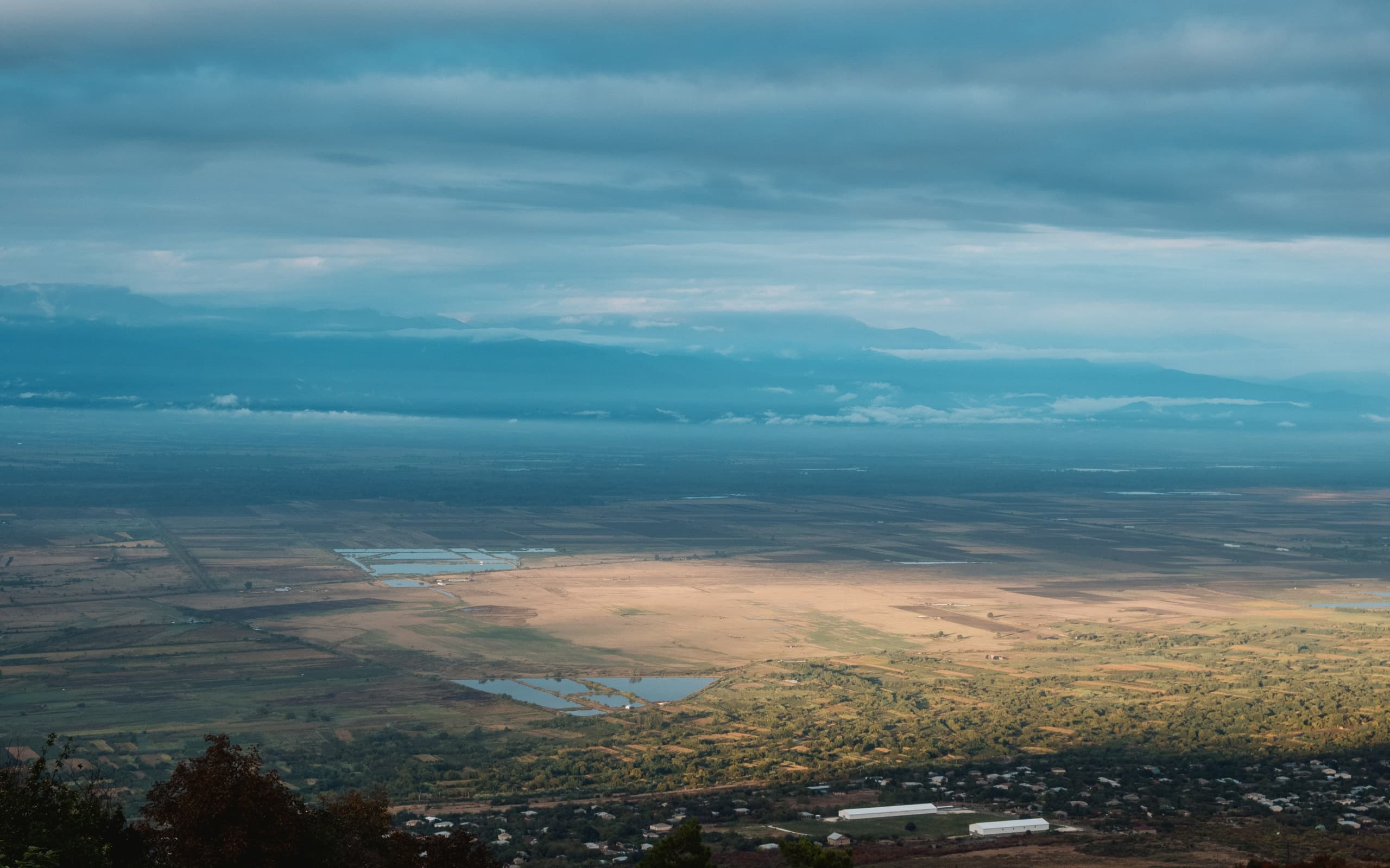 Грузия осенью. Сигнахи. Первый день. Дорога из Гюмри и первый вечер в городе